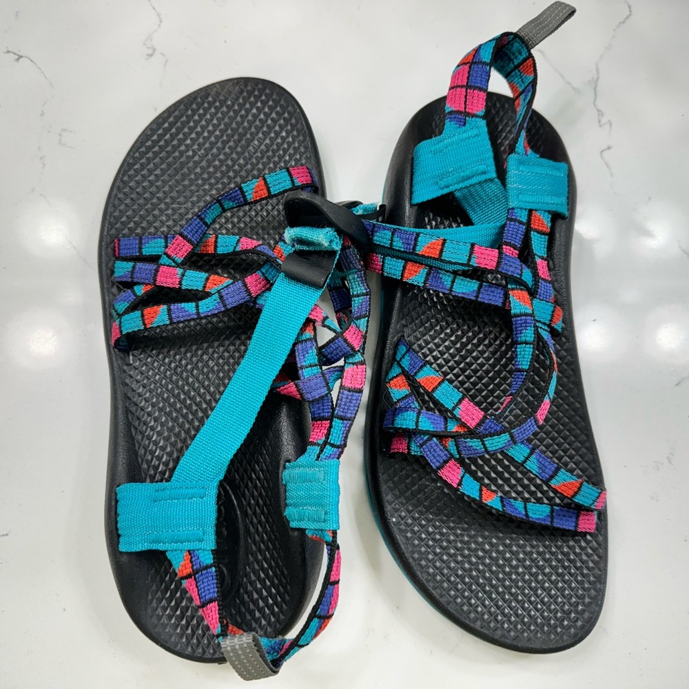 women’s chacos